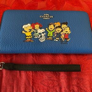 Coach Zip Around Wallet With Snoopy And Friends